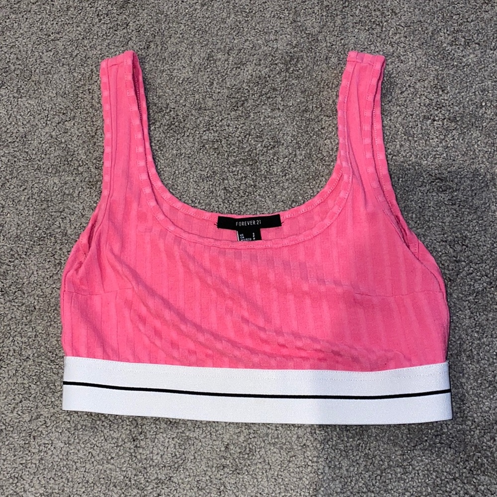 Crop top💕 (barely worn)
